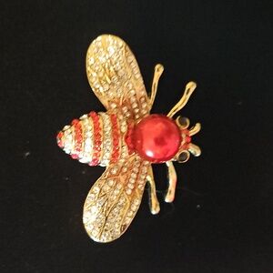 Bee Brooch Pin Gold Tone Red White Rhinestones Faux Red Pearl